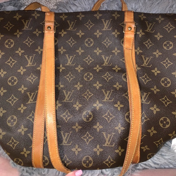 🖤Price Firm🖤 Vintage LV Sac Shopping Tote! - Picture 2 of 8